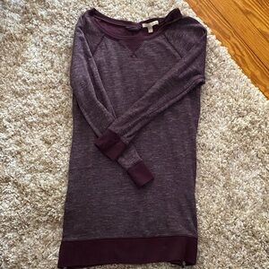 3/$10. Banana Republic Burgundy Knit Top